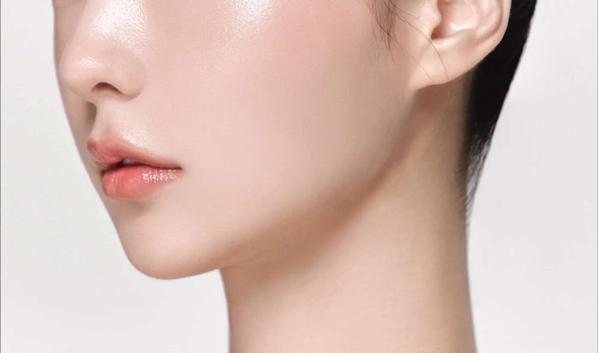 RF Microneedling คืออะไร? ช่วยหลุมสิว สิวอักเสบ และริ้วรอยได้อย่างไร